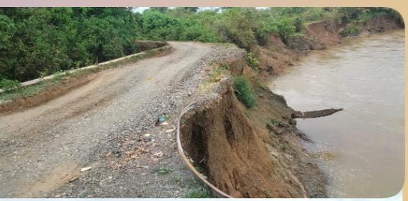 Erosi Krueng Nagan, Jalan Macah Terancam Amblas ke Sungai