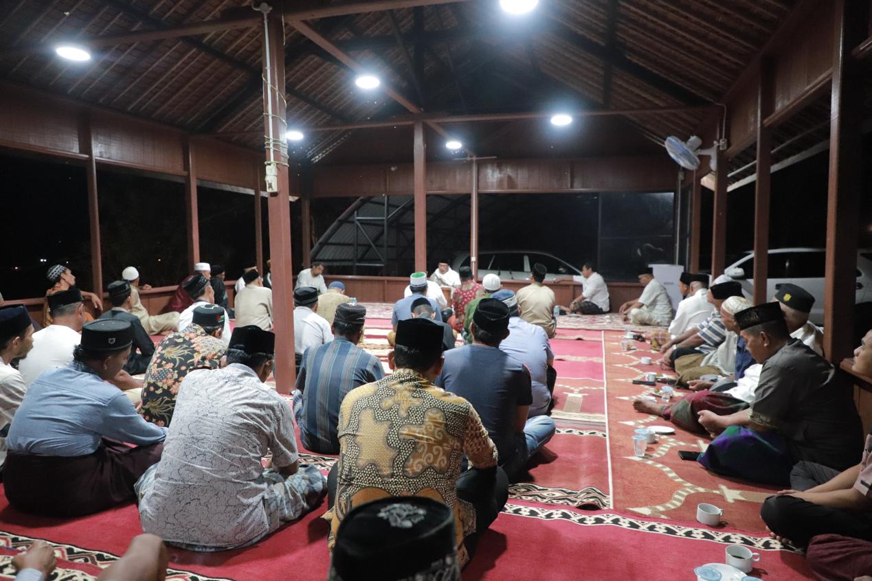 Halaqah Malam Jumat di Meuligoe, Abah Junaidi Bahas Seputar Puasa Ramadhan