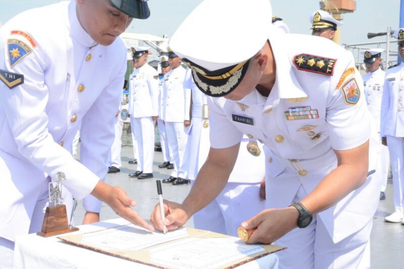 Salah Satu Putra Terbaik Pemko Subulussalam Jabat Komandan KRI Usman Harun-359, Dari 3 Kapal Jenis MLRF Dimilik TNI AL