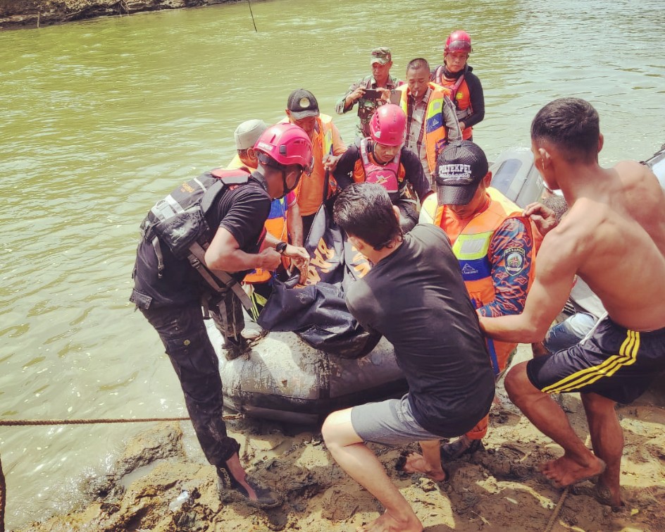 26 Jam Hilang, Korban Tenggelam Ditemukan Meninggal