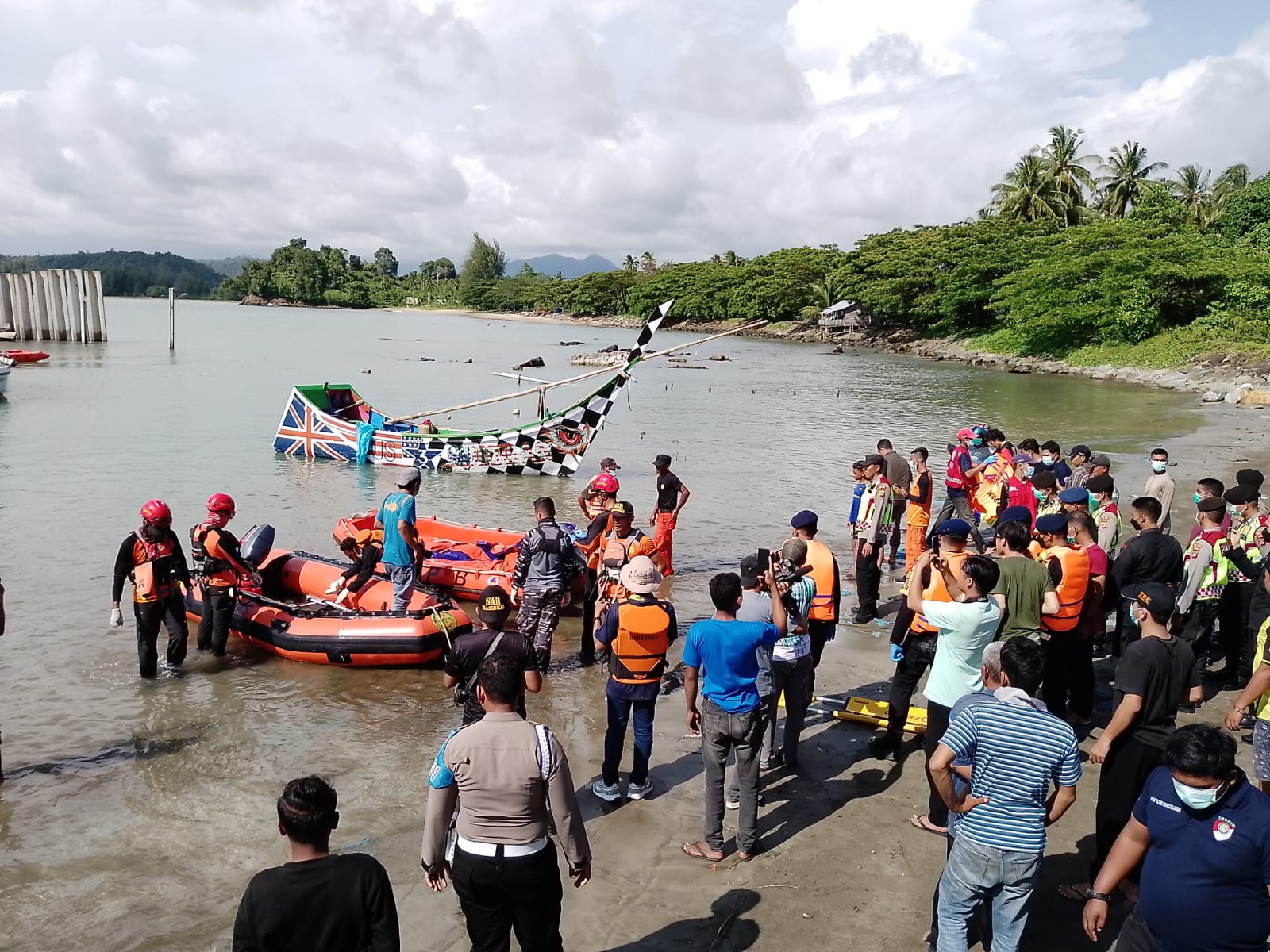 Dua Mayat Diduga Etnis Rohingya Tim Gabungan Evakuasi