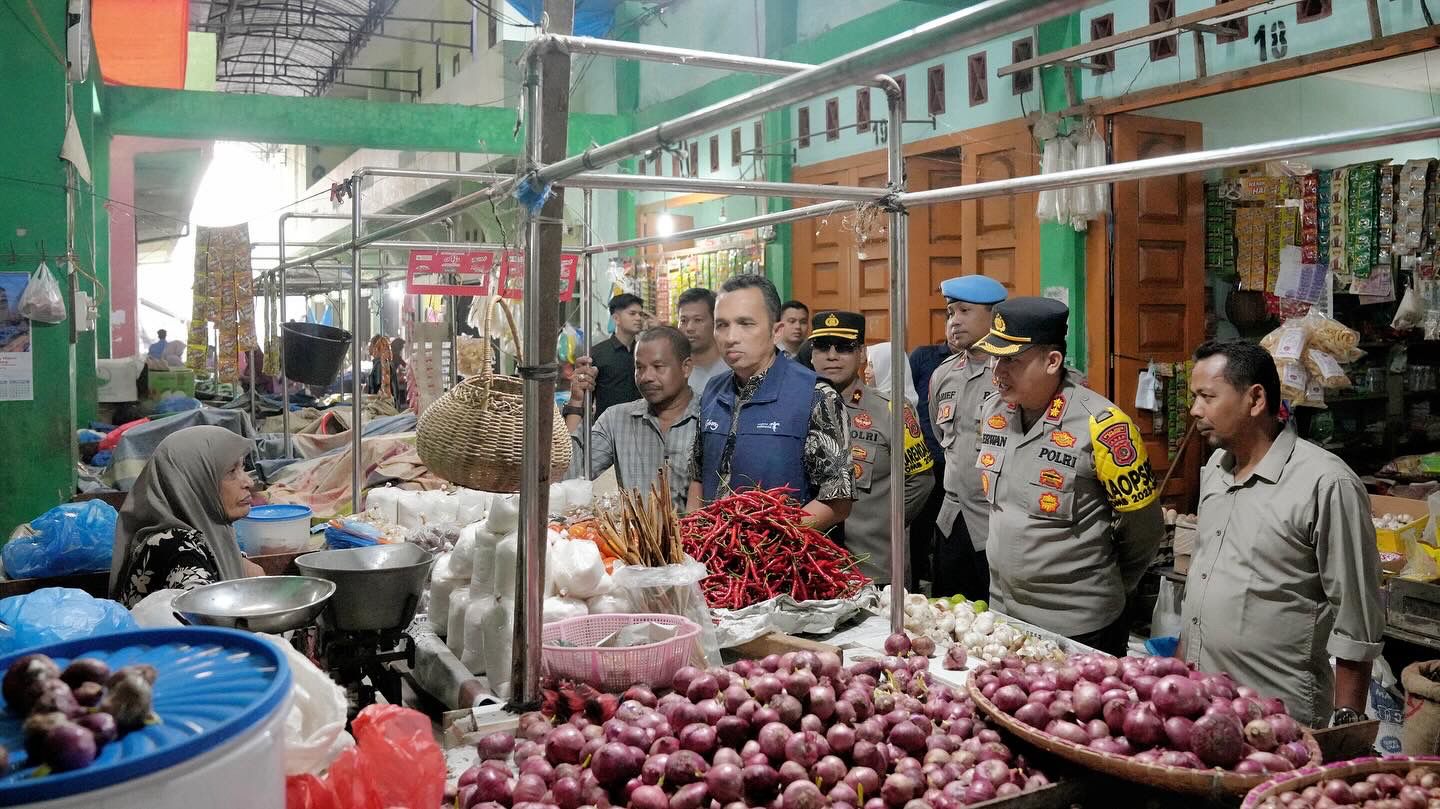 Jelang Ramadhan Pj Wali Kota dan Kapolres Tinjau Harga Bapok di Pasar Tradisional