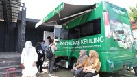 Mobil Kas Keliling Bank Aceh yang berada di Taman Budaya, Banda Aceh. | Foto: Ist