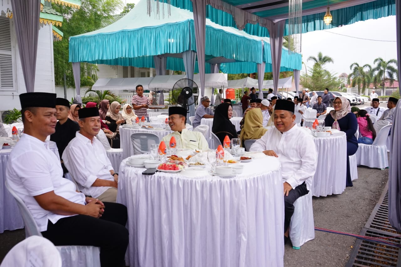 Dandim 0117/Aceh Tamiang Buka Puasa Bersama Unsur Forkopimda Di Pendopo Bupati Aceh Tamiang