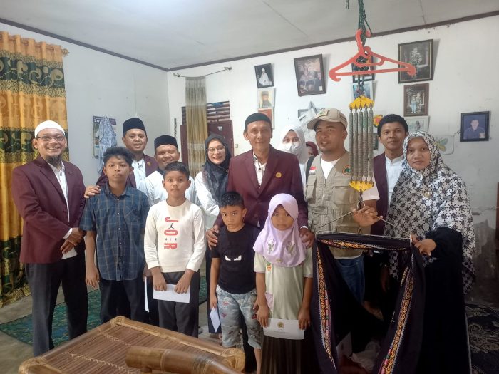 PPNI Bireuen Santuni Yatim Piatu Peringati HUT ke-50