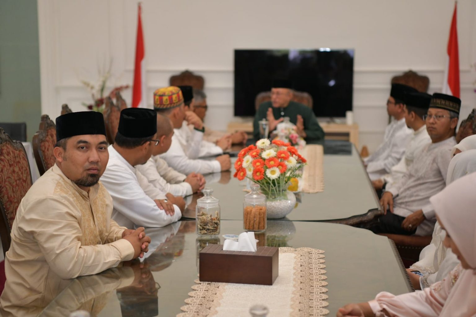 Safari Silaturrahmi Pj Gubernur, Sekda dan Kepala SKPA ke kediaman Wali Nanggroe Dan Forkopimda