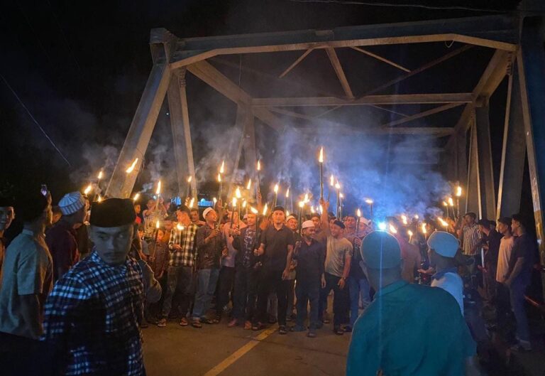 Gelar Takbir Keliling Di Meriahkan Pawai Obor