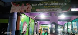 Dalam Acara Halal Bi Halal HRD Ramah Tamah Menyambut Setiap Tamu Yang Hadir