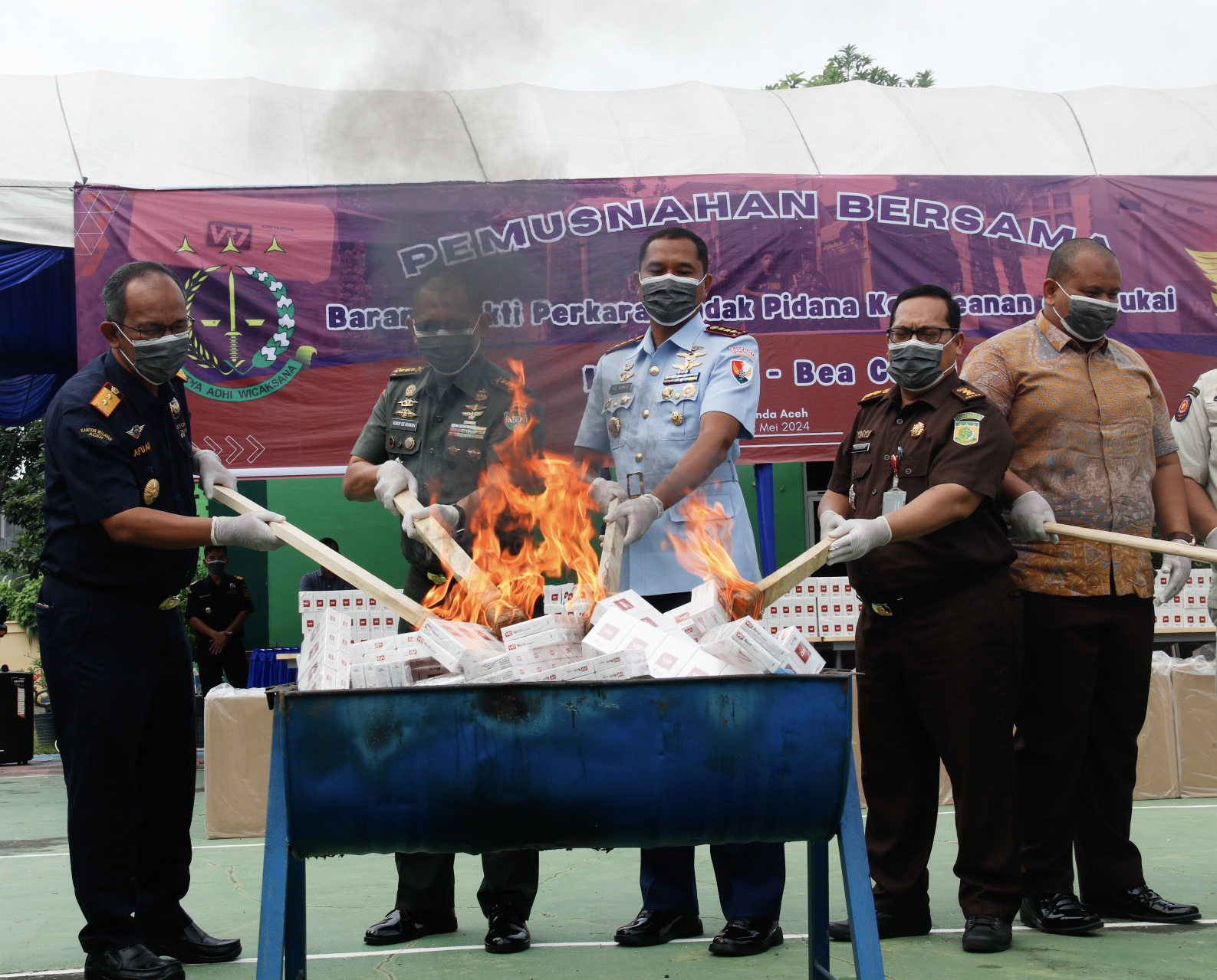 9,26 Juta Batang Rokok Ilegal Asal Thailand Bea Cukai dan Kejari Lhokseumawe Musnahkan