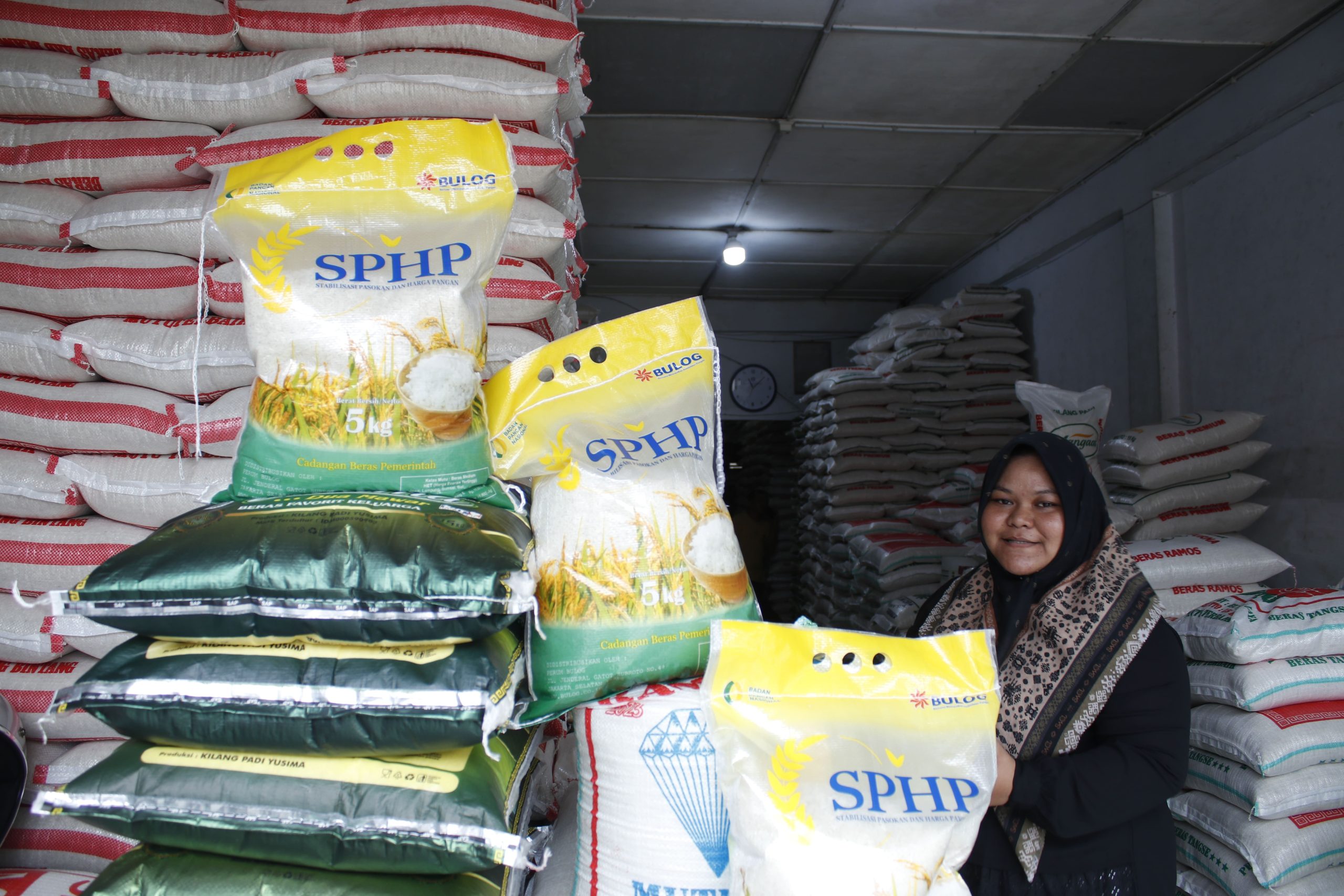 Rp13 Ribu per Kg, HET Beras Program SPHP Naik