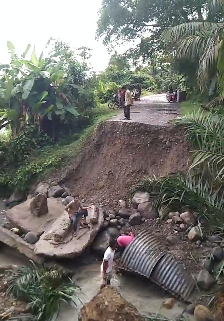 Jalan ke Waduk Krueng Keureuto Putus, Hujan Deras