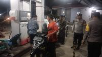 Sampaikan Pesan Kamtibmas, Personil Polsek Samudera Sambangi SPBU