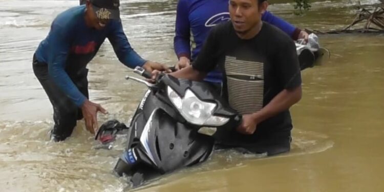 Enam Desa Di kabupaten Aceh Singkil, Tiga Kecamatan Terendam Banjir