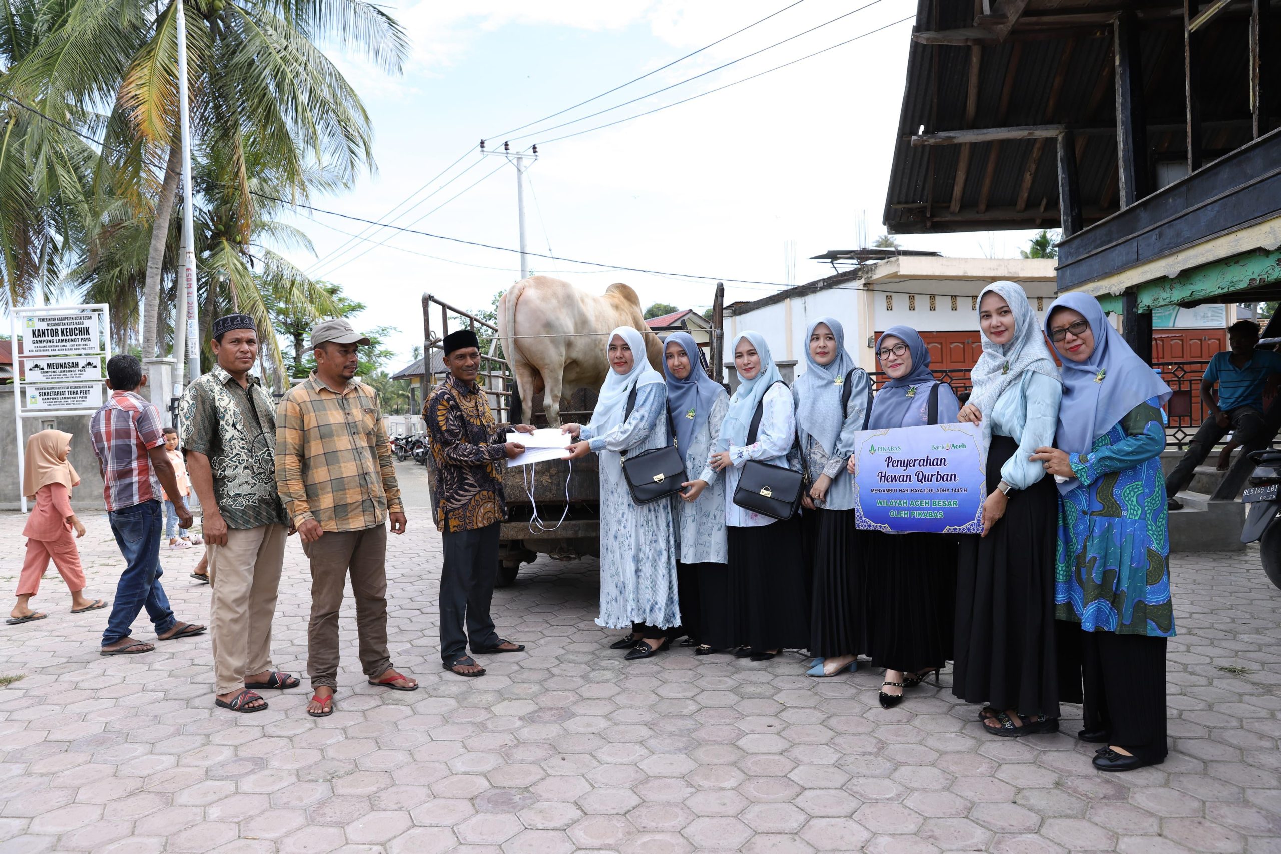 PIKABAS Serahkan Bantuan Hewan Kurban untuk Warga Aceh Besar, Sambut Idul Adha 1445 H