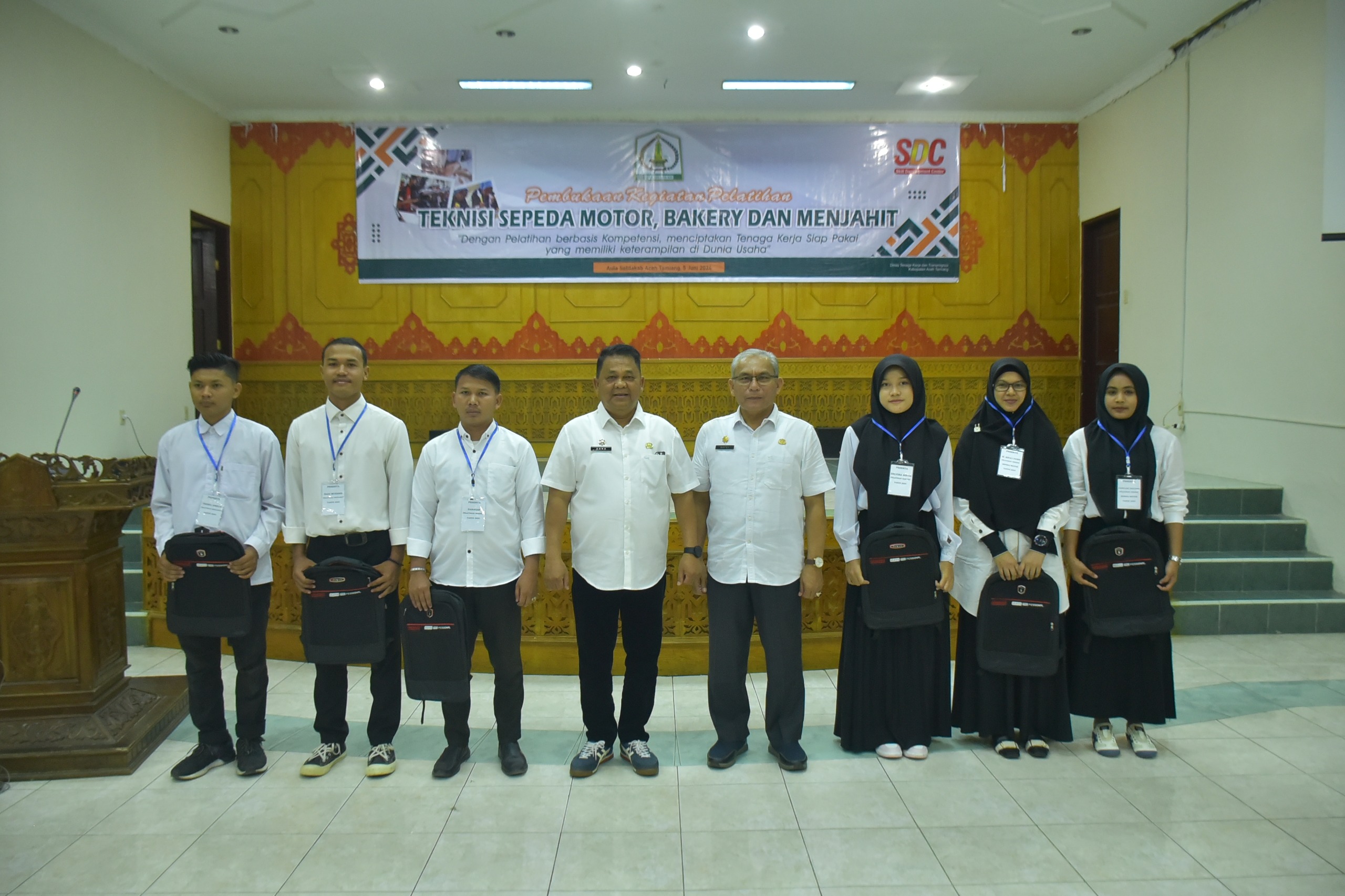 Pj, Bupati Aceh Tamiang Drs Asra Buka SDC