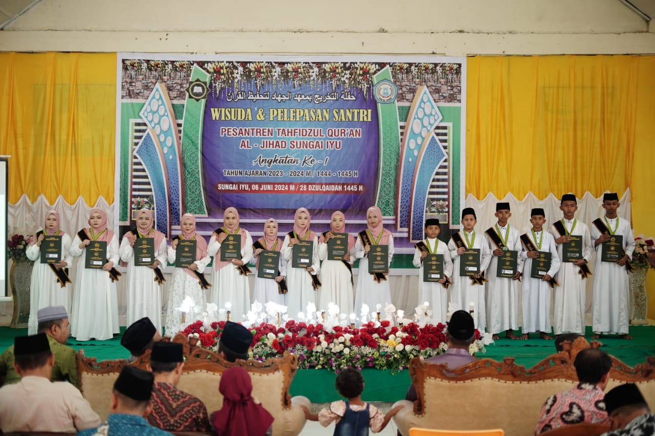 Pesantren Tahfidzul Qur’an Al Jihad Gelar Wisuda dan Khatam Qur’an Angkatan ke 1