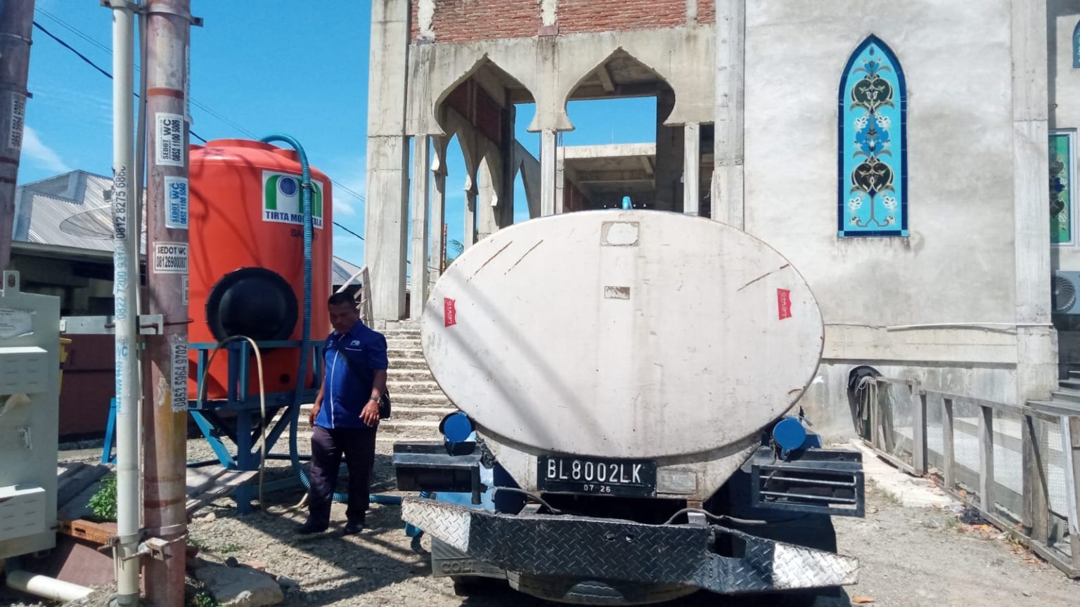 Pemkab Aceh Besar Suplai 16.000 Liter Air Bersih