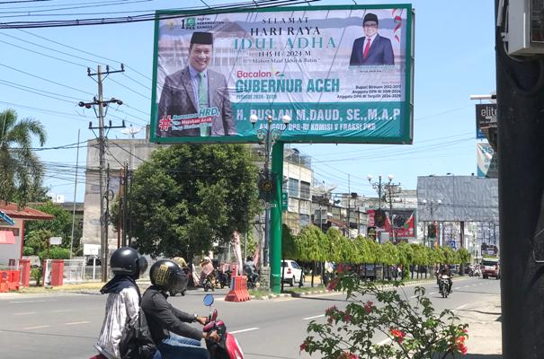 Benarkah HRD Bacalon Gubernur Aceh?, Balihonya Bertebaran di Mana-mana