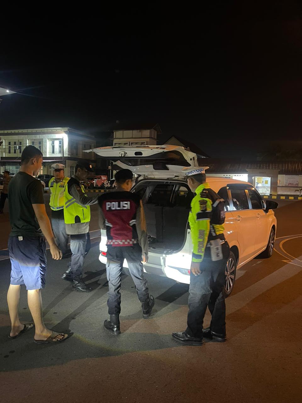 Cegah Guantibmas, Polres Lhokseumawe Gelar Razia Malam Hari