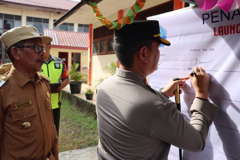 Kapolres Pijay Hadiri Peresmian Kantin Kejujuran