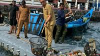 Pj Wali Kota Sabang Dan DLHK Bersihkan Sampah