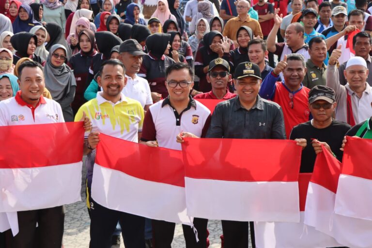 Kapolres Dampingi Pj. Bupati Launching Gerakan 10 Juta Bendera