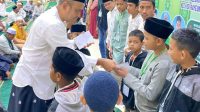 Pj Bupati Aceh Timur Santuni Anak Yatim