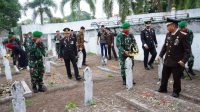 Mrmperimgati HUT RI Ke 79  Kodim 0117/ACEH Tamiang Bersama Forkopimda Upacara Ziarah Makam Pahlawan 