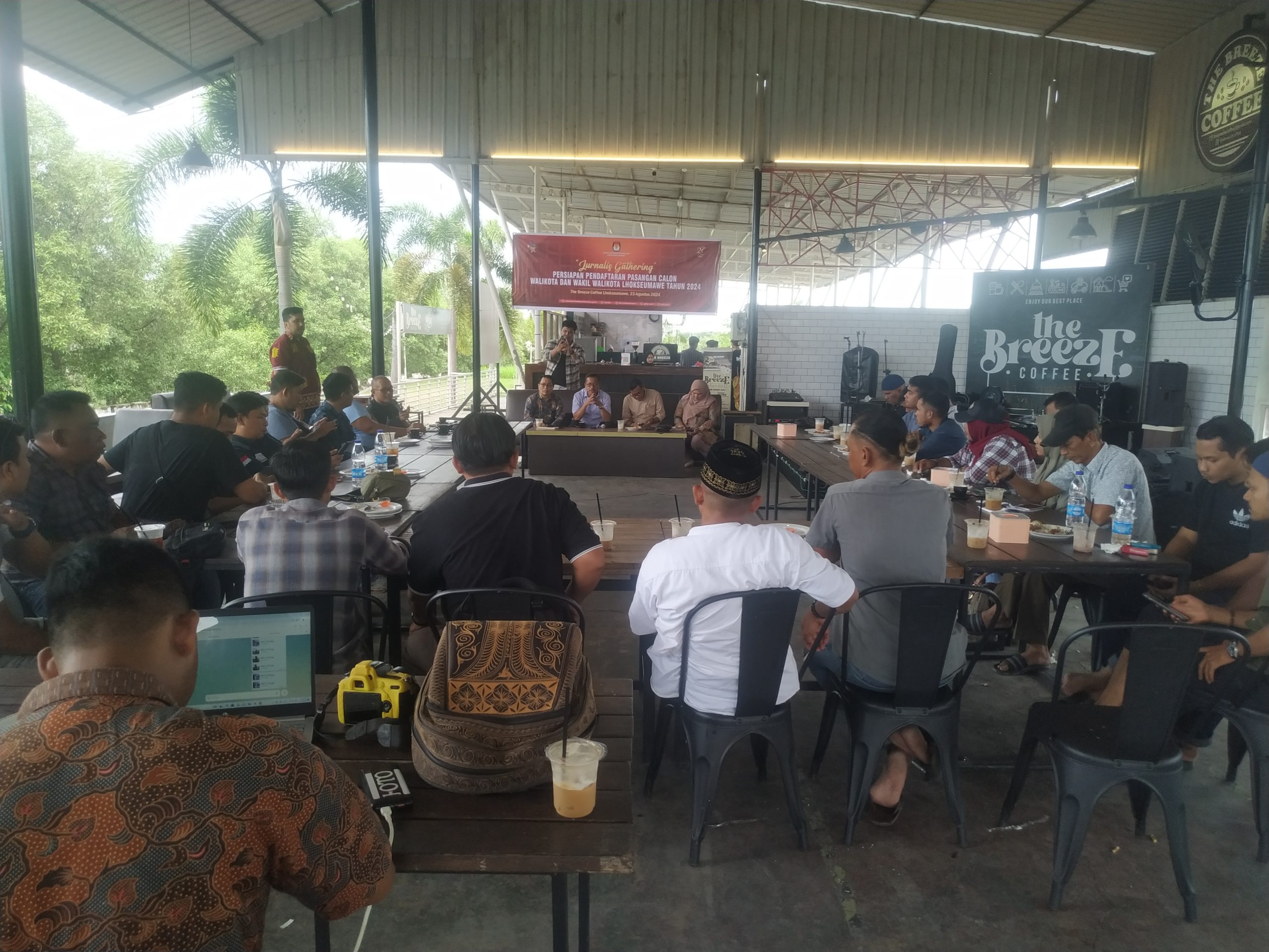 KIP Lhokseumawe Gelar Rakor Media Gathering Persiapan Pendaftaran Walkot Dn Cawalkot Pilkada 2024