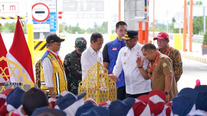 Presiden Resmikan Empat Ruas Jalan Tol Sigli-Banda Aceh