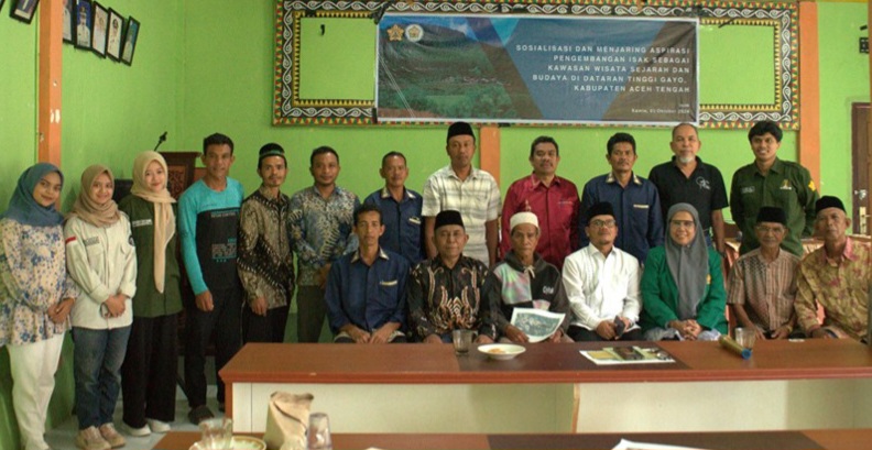 PENELITI MBKM JURUSAN ARSITEKTUR DAN PERENCANAAN LAKUKAN FOCUS GROUP DISCUSSION (FGD) II DI ISAK