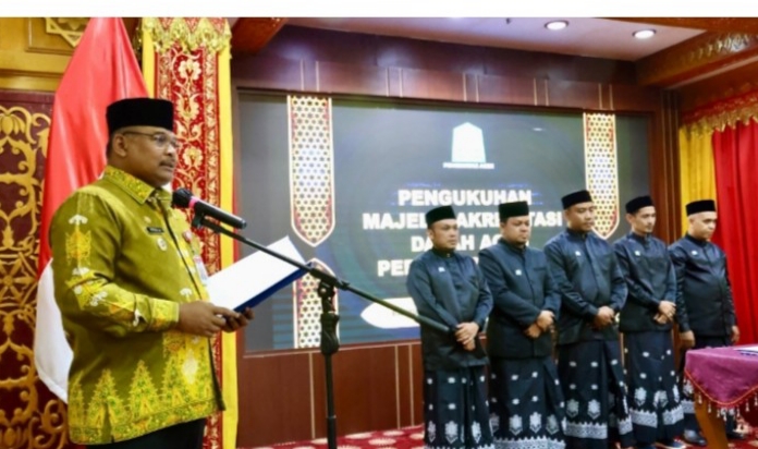 Pj Gubernur Safrizal Kukuhkan Majelis Akreditasi Dayah Aceh