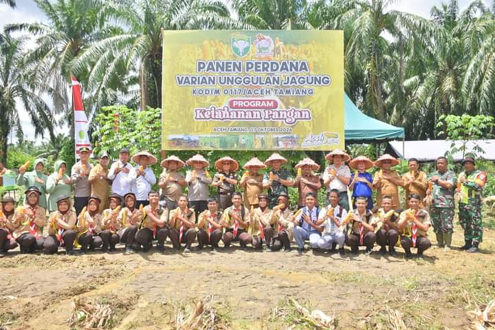 PANEN JAGUNG PROGRAM “I’M, JAGONG”, PJ. BUPATI ASRA APRESIASI KODIM 0117/ATAM