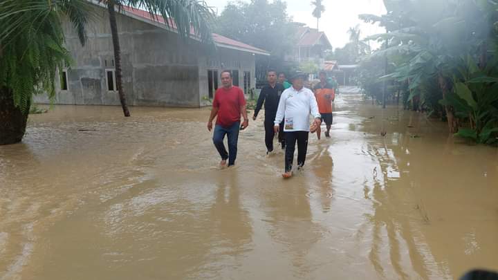 Musibah Banjir  Lebih Kurang 1500 Warga Mengungsi,Pj Bupati Asra Minta Pemerintah Aceh Keruk Muara Sungai 