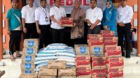 PENANGANAN BANJIR, PEMKAB ACEH TAMIANG TERIMA BANTUAN SEMBAKO DARI BANK ACEH