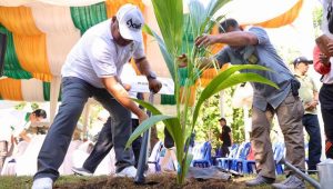 Pj Gubernur Safrizal Canangkan Penanaman 500 Ribu