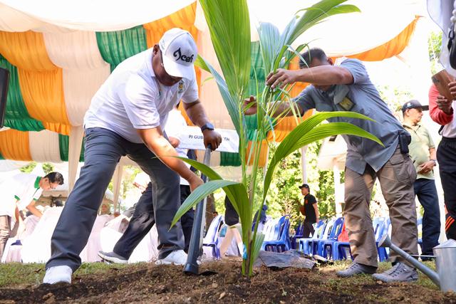 Pj Gubernur Safrizal Canangkan Penanaman 500 Ribu