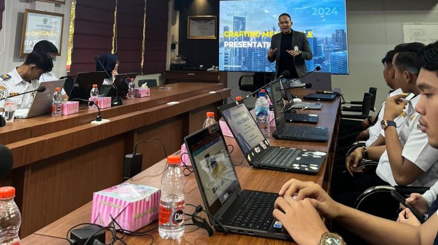 BSI Gelar Coaching Clinic Public Speaking untuk Pegawai Politeknik Pelayaran Malahayati Aceh