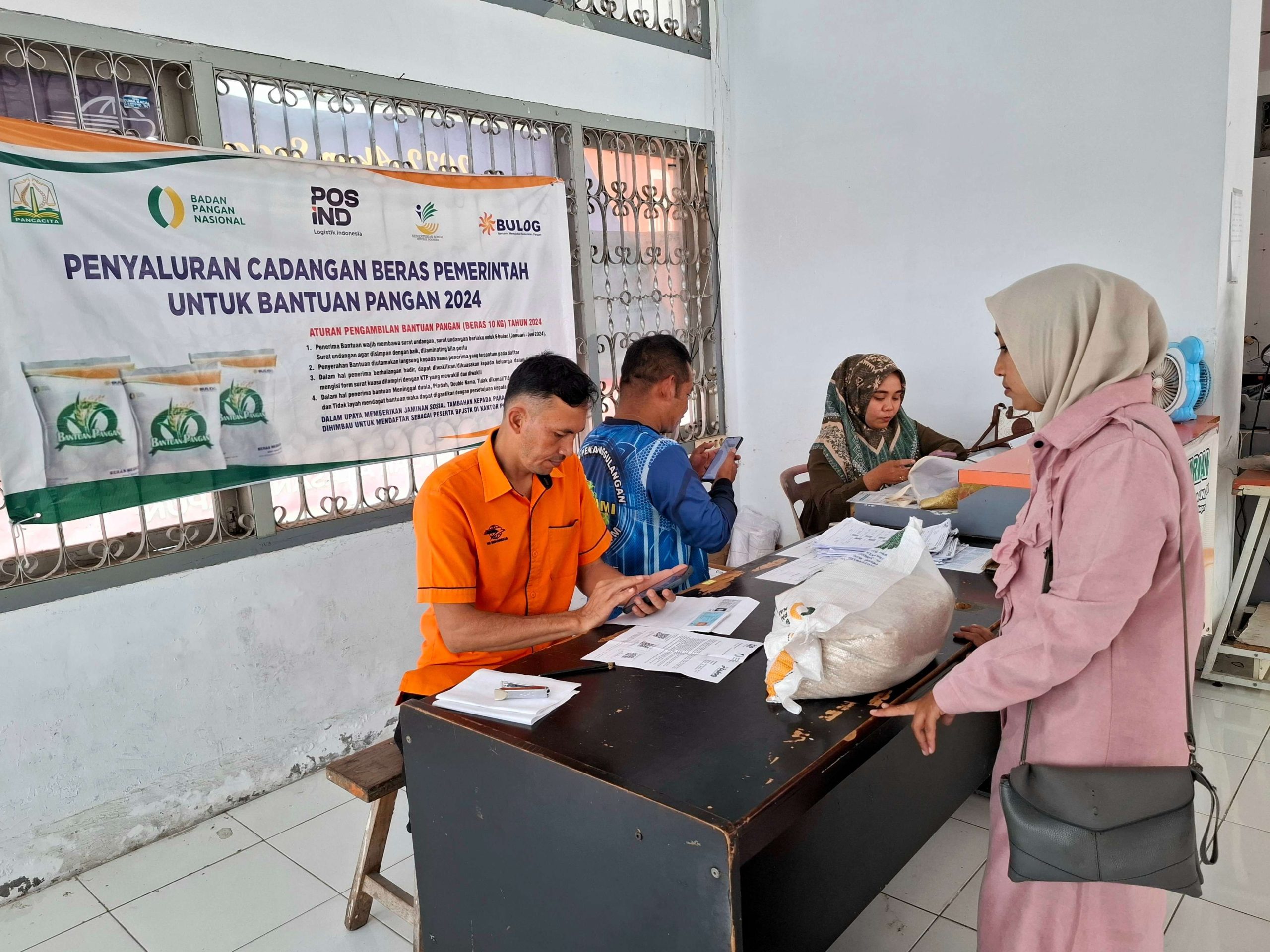 Kantor Pos Sabang Kembali Salurkan Bantuan 10Kg Beras