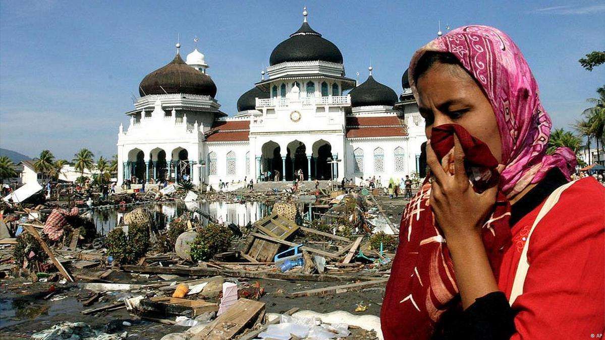 Kilas Balik Sejarah Dua Dekade Tsunami Aceh