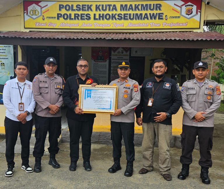 YARA Aceh Beri Penghargaan kepada Polsek Kuta Makmur