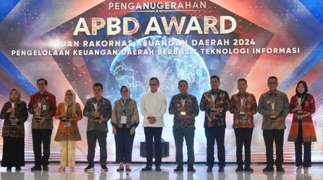 Pj Wali Kota Lhokseumawe A.Hanan Raih Prestasi APBD Awards 2024 dari Kemendagri