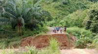 Banjir di Aceh Tenggara : Tanggul Jebol Hingga Jembatan Amblas