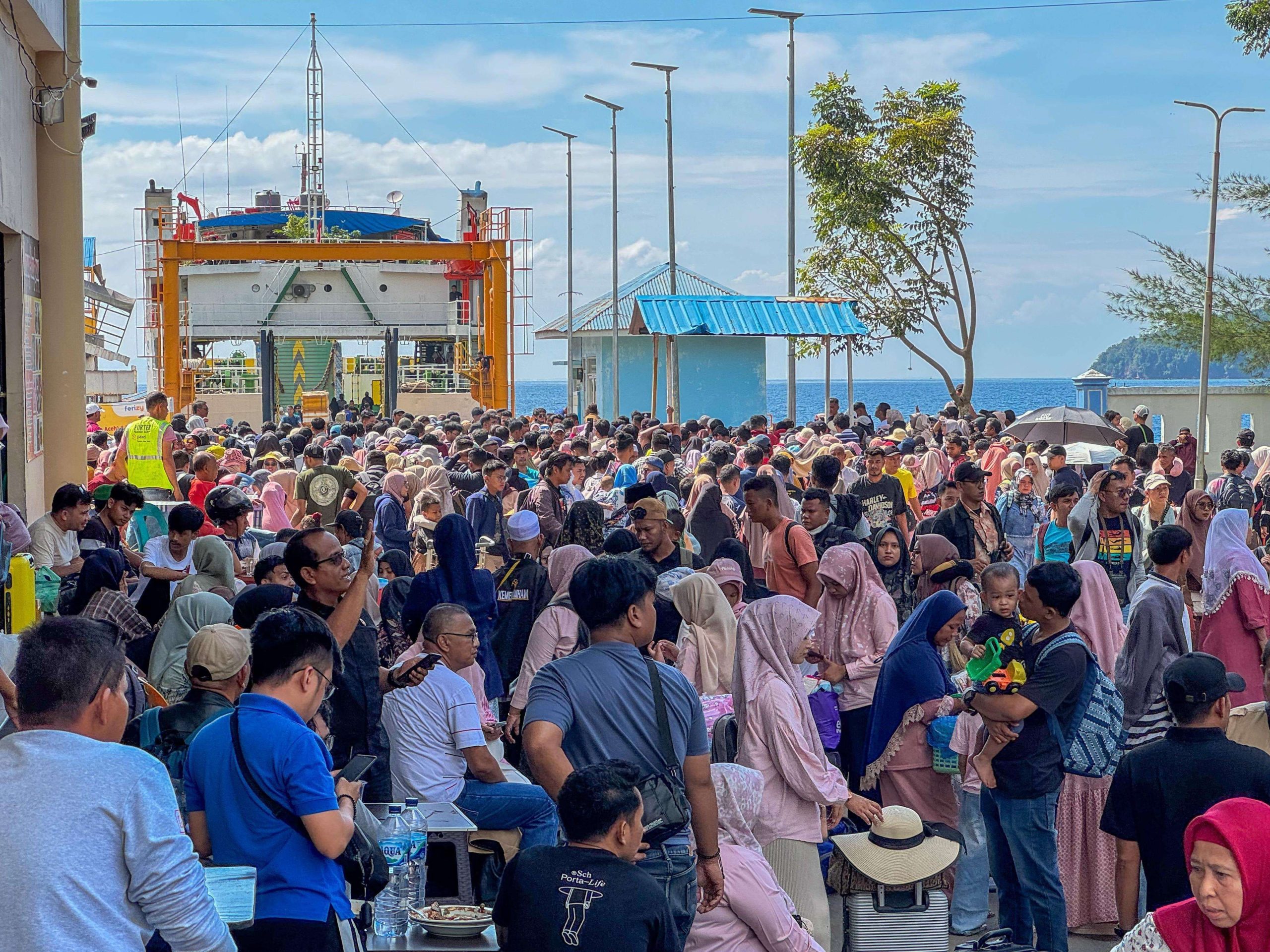 KMP Aceh Hebat 2 Kembali Berlayar