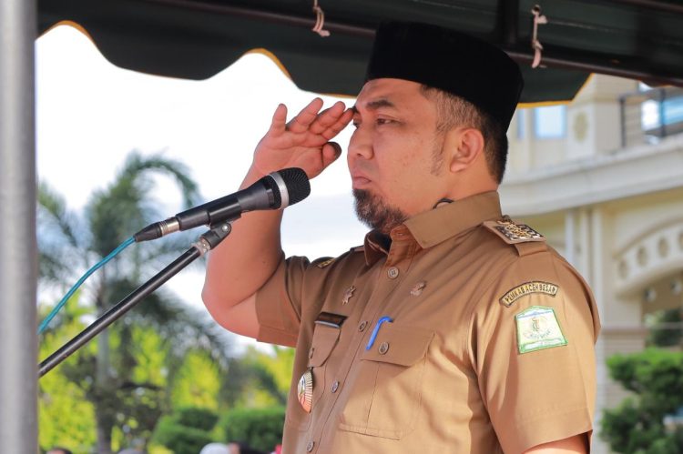 Iswanto Pimpin Apel Perdana Tahun 2025