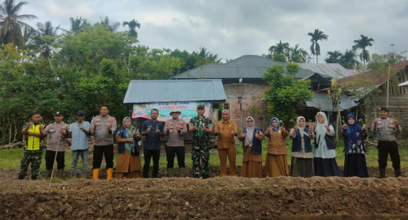 Penanaman Serentak Pangan Bergizi Program I Polsek