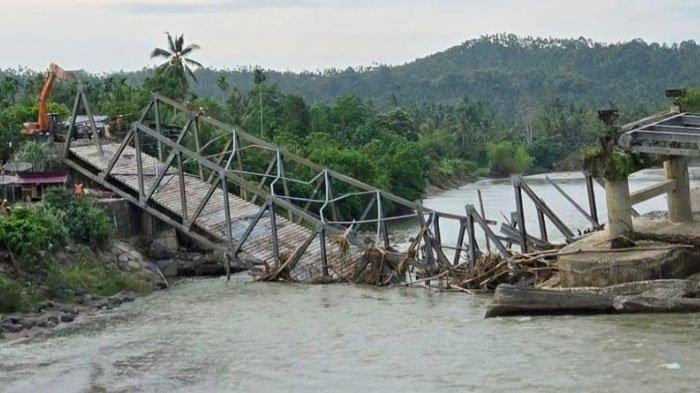 Jembatan Rangka Baja Krueng Sawang Aceh Utara Ambruk