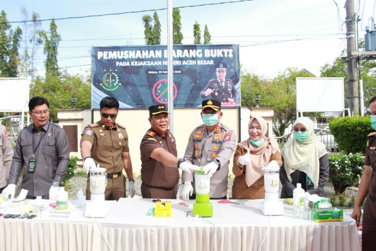 Kejari Aceh Besar Musnahkan Barang Bukti Narkotika