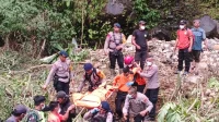 Tragis! Satu Keluarga Diduga Hanyut di Sungai Weh Reseh