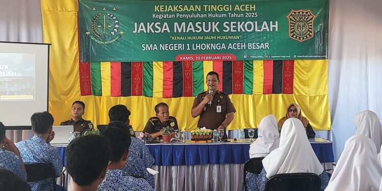 Kejati Aceh Gelar Program Jaksa Masuk Sekolah di SMAN